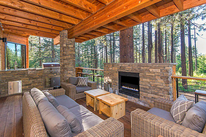 Unique Airbnbs in South Lake Tahoe, California: Heavenly Mansion