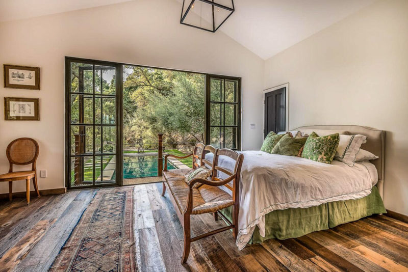Unique Napa Valley Airbnbs & Vacation Rentals: Designer Farmhouse