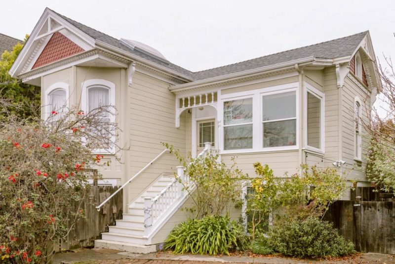 Unique Oakland Airbnbs & Vacation Rentals: Historic Victorian Home