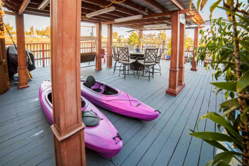 Unique Oakland Airbnbs & Vacation Rentals: Waterfront Houses