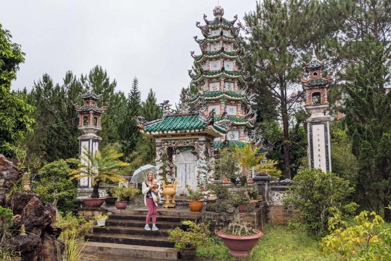 What to do in Dalat, Vietnam: Linh Son Pagoda