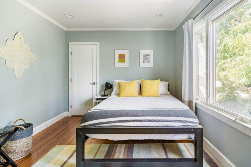 Airbnbs in Berkeley, California Vacation Homes: Chic Home
