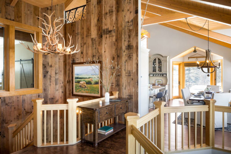 Airbnbs in Jackson Hole, Wyoming Vacation Homes: Grand View Hideout Chalet
