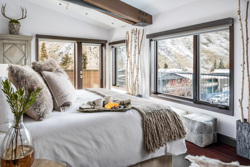 Airbnbs in Jackson Hole, Wyoming Vacation Homes: The Pearl Retreat