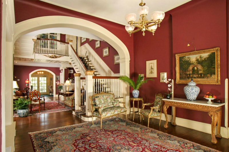 Airbnbs in San Antonio, Texas Vacation Homes: Riverwalk Mansion