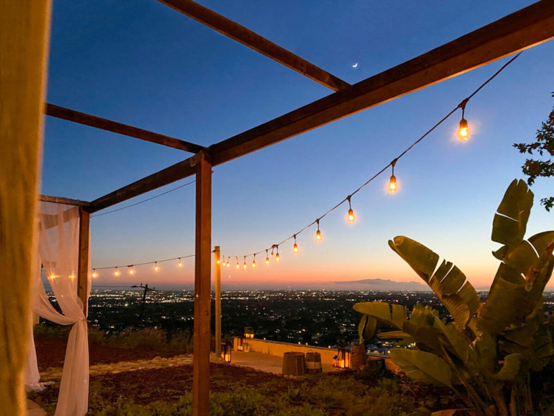 Anaheim Airbnbs and Vacation Homes: Hilltop House