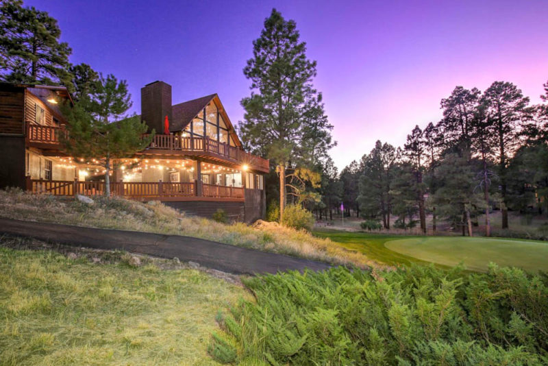 Best Airbnbs in Flagstaff, Arizona: Luxury Family Cabin on Golf Course