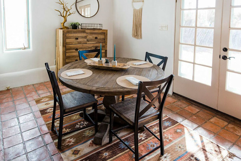 Best Airbnbs in Santa Fe, New Mexico: Modern Historic House