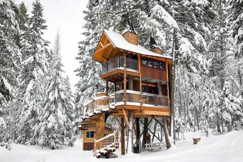 Unique Airbnbs in Whitefish, Montana: Meadowlark Treehouse