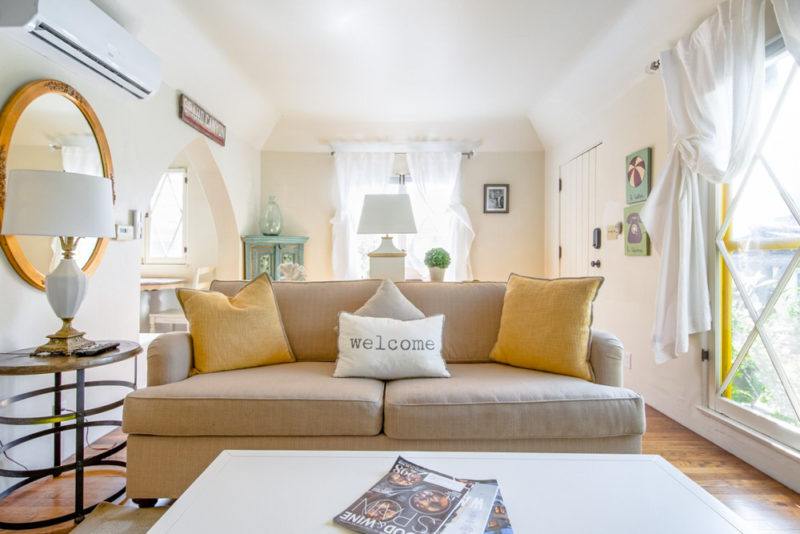 Best Airbnbs in Laguna Beach, California: Manzanita Yellow Cottage