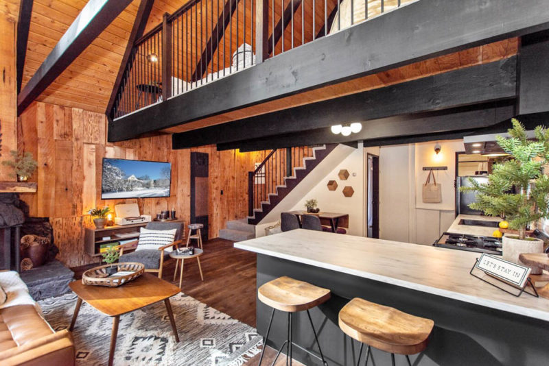 Best Big Bear Airbnbs & Vacation Homes: Firefly Cabin
