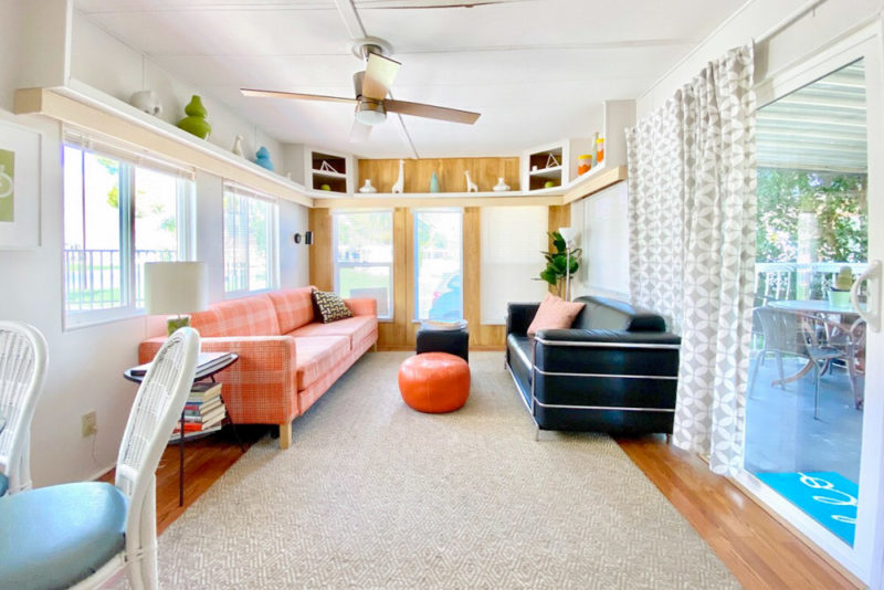 Best Palm Springs Airbnb & Vacation Rentals: Retro Pod Tiny House