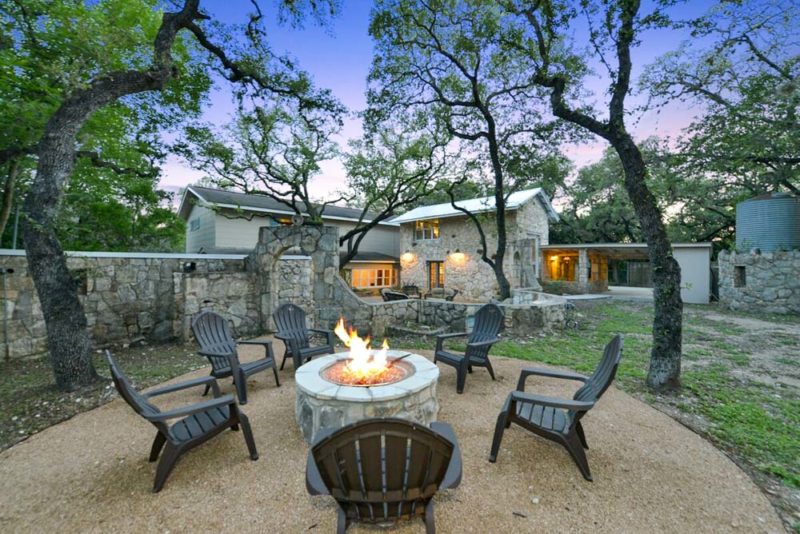 Best San Antonio Airbnbs & Vacation Rentals: Stone Cottage