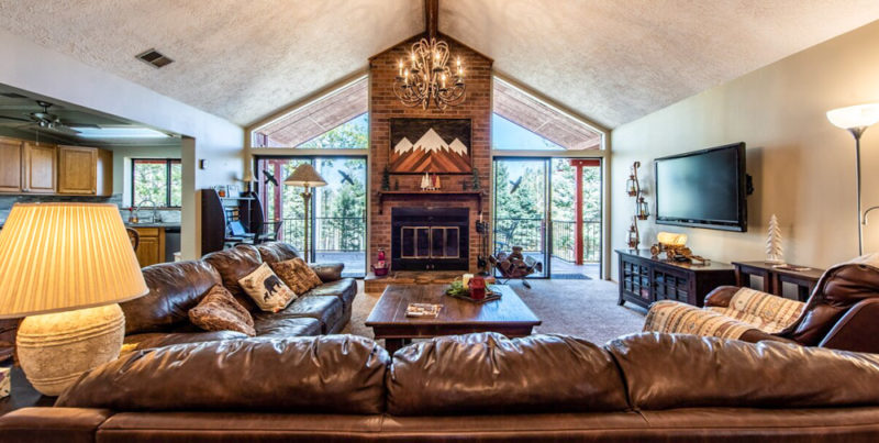 Best Taos Airbnbs & Vacation Rentals: Aspen Knoll Lodge