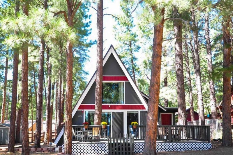 Cool Flagstaff Airbnbs and Vacation Rentals: Blue Canyon Lodge Cabin