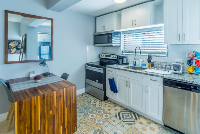Cool Fort Lauderdale Airbnbs and Vacation Rentals: Remodeled Apartment
