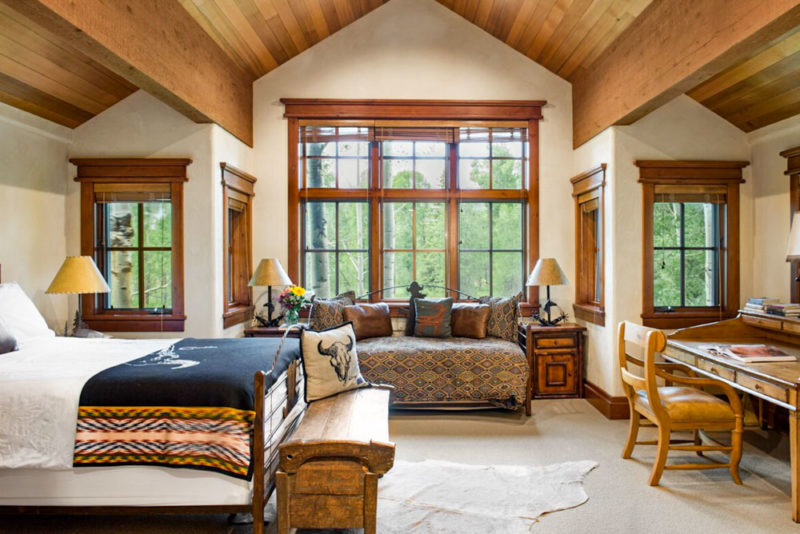 Cool Jackson Hole Airbnbs & Vacation Rentals: Antelope Trails Ranch