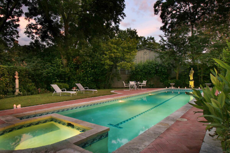 Cool San Antonio Airbnbs & Vacation Rentals: Riverwalk Mansion