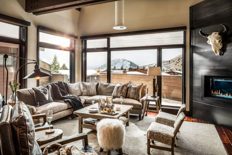 Coolest Airbnbs in Jackson Hole, Wyoming: The Pearl Retreat