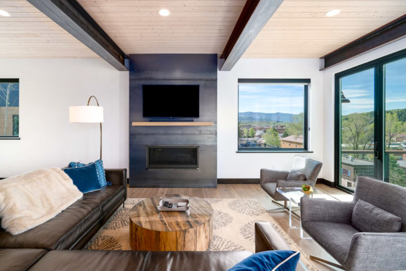 Coolest Airbnbs in Steamboat Springs, Colorado: Soda Ridge Haus