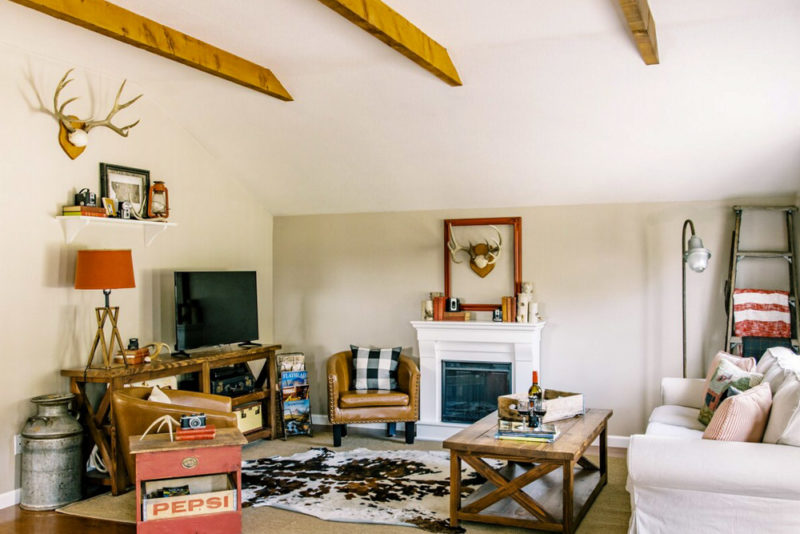 Coolest Airbnbs in Whitefish, Montana: Inviting Barn