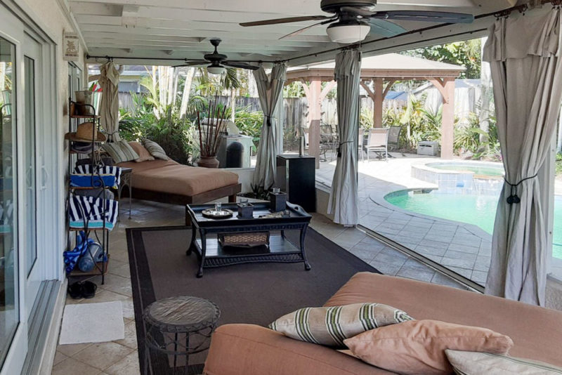 Fort Lauderdale Airbnb Vacation Homes: Aistream with Pool & Jacuzzi