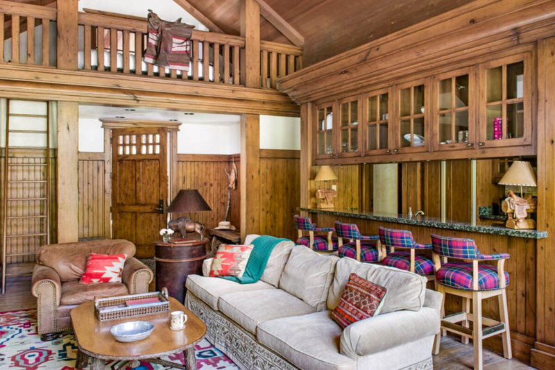 Jackson Hole Airbnbs & Vacation Homes: Antelope Trails Ranch
