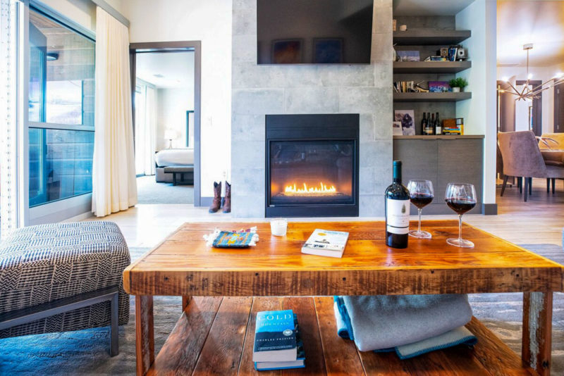 Jackson Hole Airbnbs & Vacation Homes: Town Square Condo