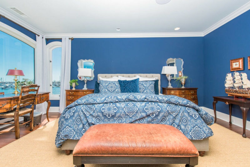 Newport Beach Airbnb Vacation Homes: Elegant Beach House on Lido Isle