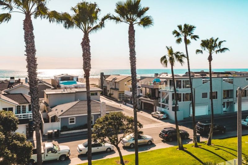 Newport Beach Airbnb Vacation Homes: O'Neill Modern Beach House