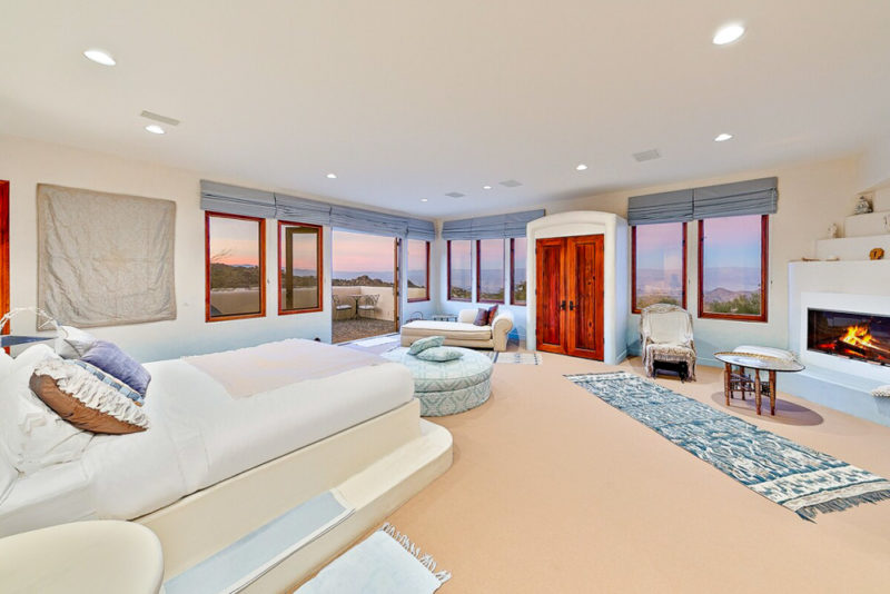 Palm Desert Airbnbs & Vacation Homes: Desert Hills Estate