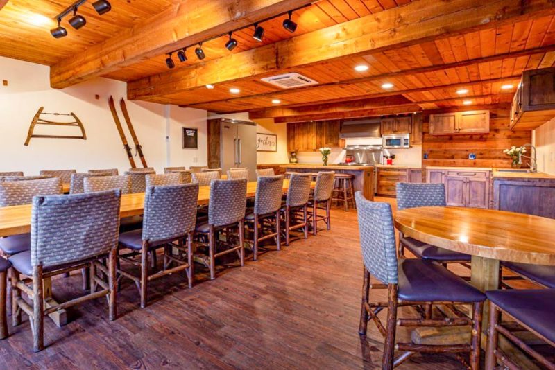 Steamboat Springs Airbnbs & Vacation Homes: Sky Valley Chateau