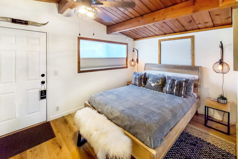 Unique Airbnbs in Big Bear, California: Love Shack Tiny Cabin
