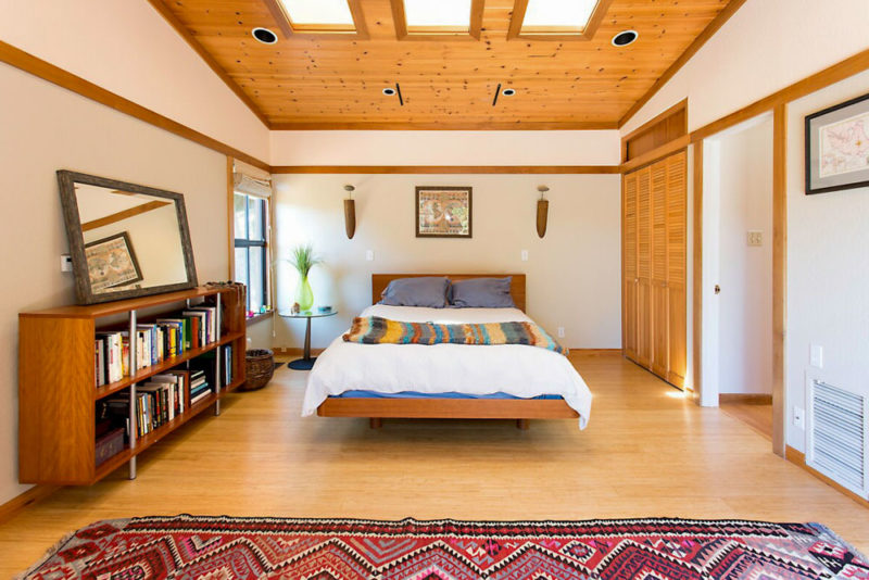Unique Airbnbs in Berkeley, California: Peaceful Cabin