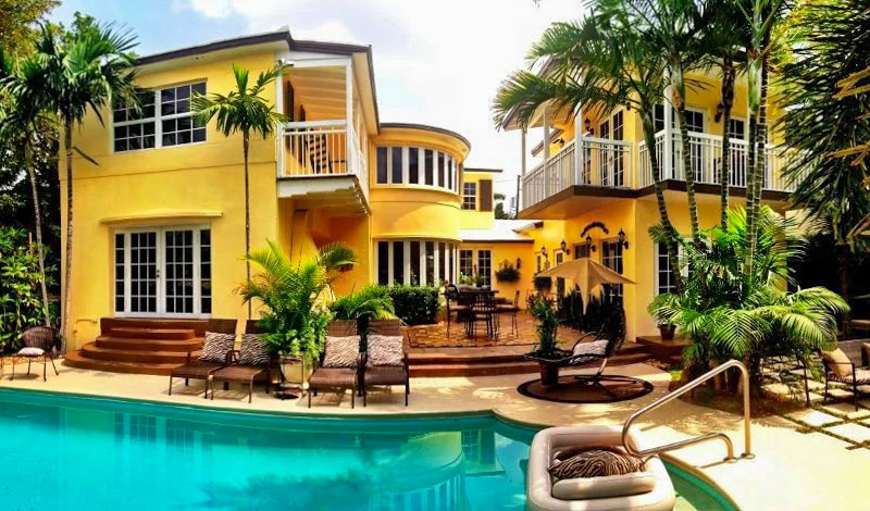 Unique Airbnbs in Fort Lauderdale, Florida: Paradise Mansion
