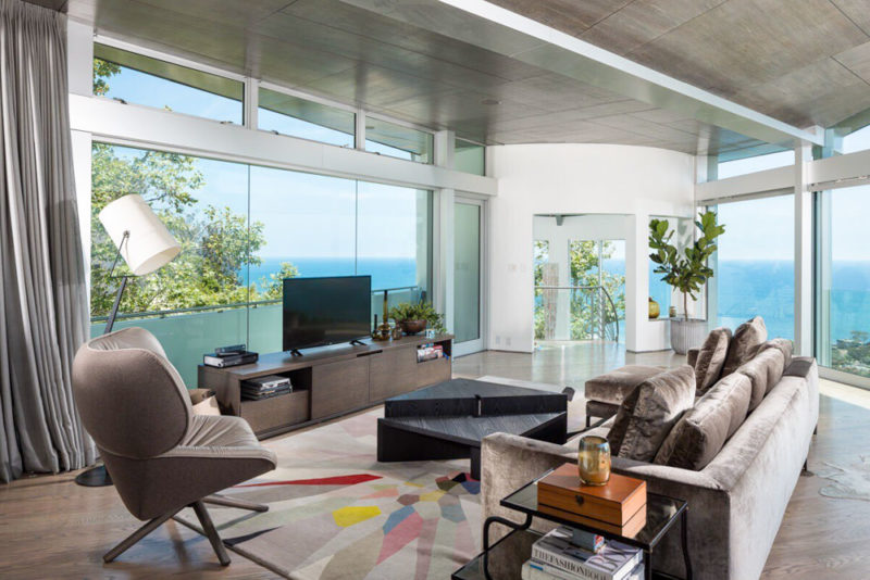 Unique Airbnbs in Laguna Beach, California: Vista Panorama Oceanfront Villa