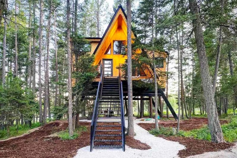 Whitefish Airbnbs and Vacation Homes: Raven's Nest Treehouse