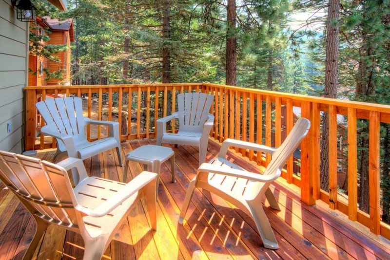 Yosemite Airbnbs and Vacation Homes: River Rock Retreat