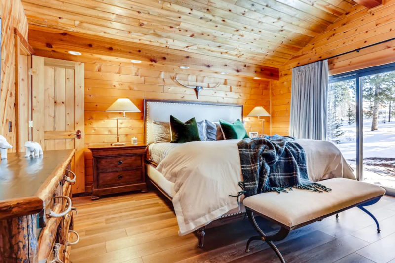 Airbnbs in Breckenridge, Colorado Vacation Homes: Remodeled Cabin