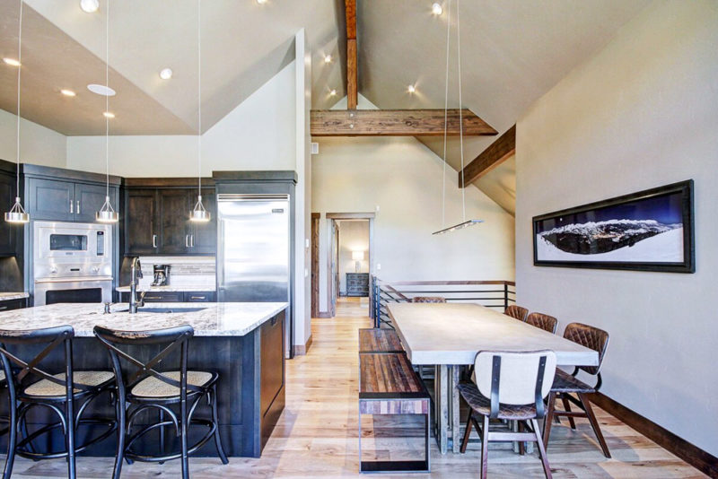 Airbnbs in Breckenridge, Colorado Vacation Homes: Slope View Chalet