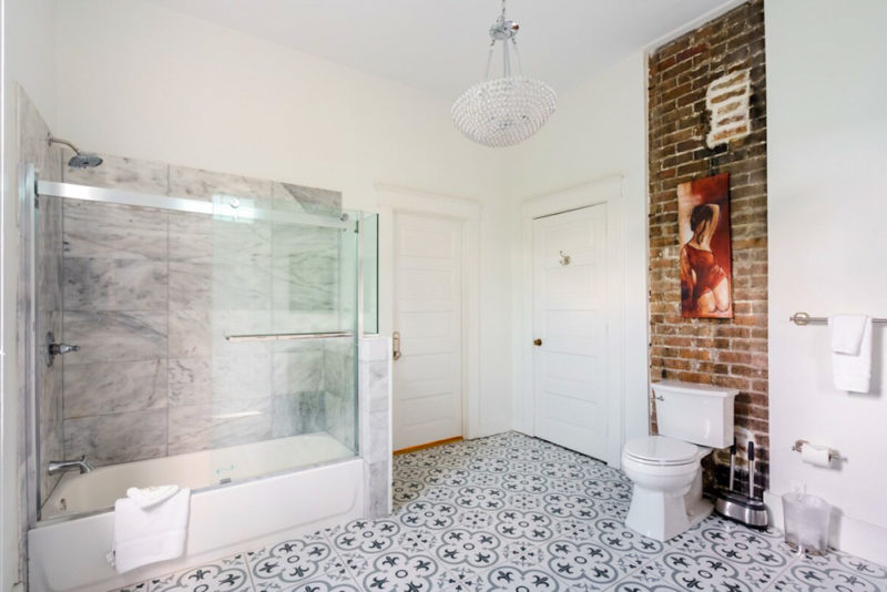 Airbnbs in Bywater, New Orleans Vacation Homes: Modern Victorian House