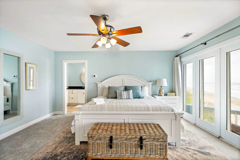 Airbnbs in Galveston, Texas Vacation Homes: Large House on Pirate's Beach