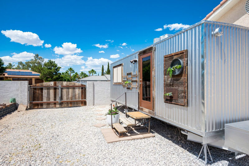 Airbnbs in Las Vegas, Nevada Vacation Homes: Cozy Tiny House
