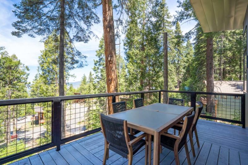 Airbnbs in Yosemite National Park Vacation Homes: Adventure Lodge