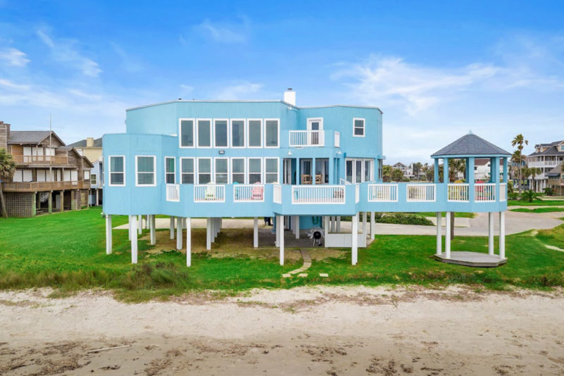 Best Airbnbs in Galveston, Texas: Large House on Pirate's Beach