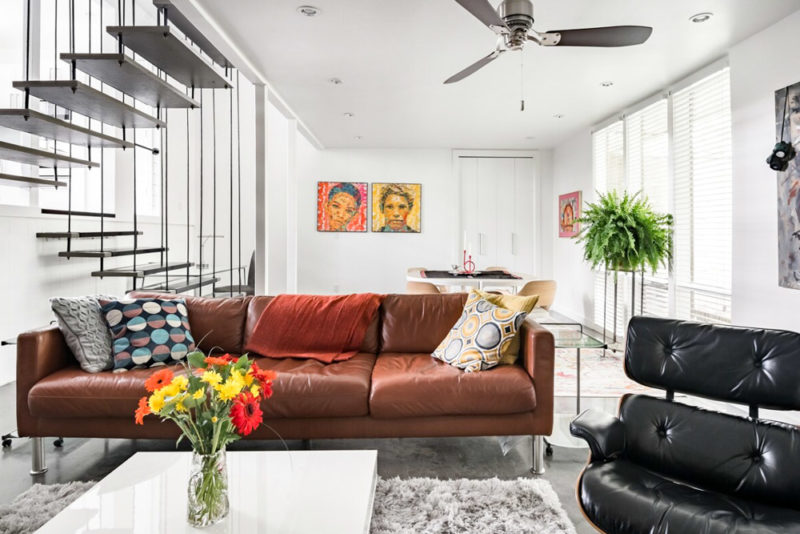 Best Airbnbs in Houston, Texas: Art-Filled Downtown Condo