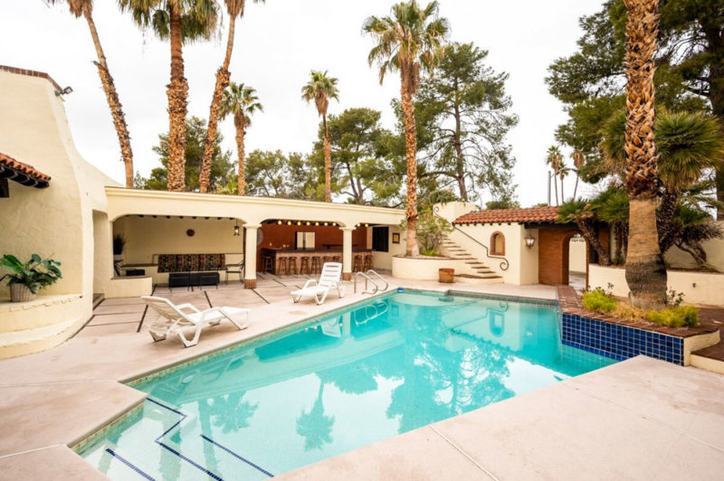 Best Airbnbs in Las Vegas, Nevada: Casa de Rosa