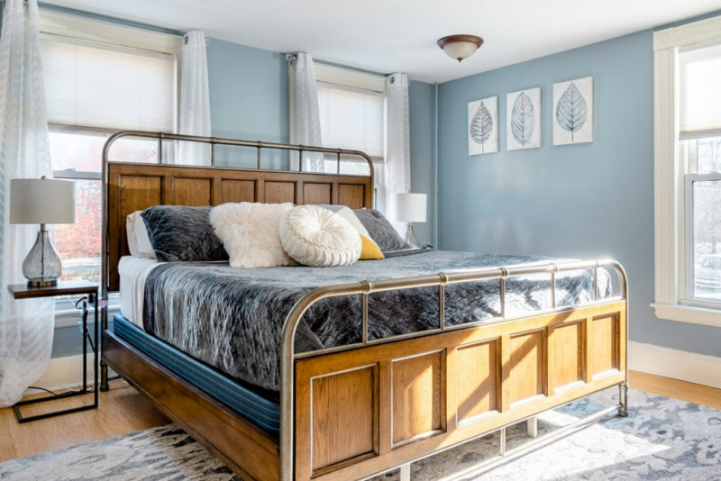 Best Airbnbs in Portland, Maine: Elegant Apartment