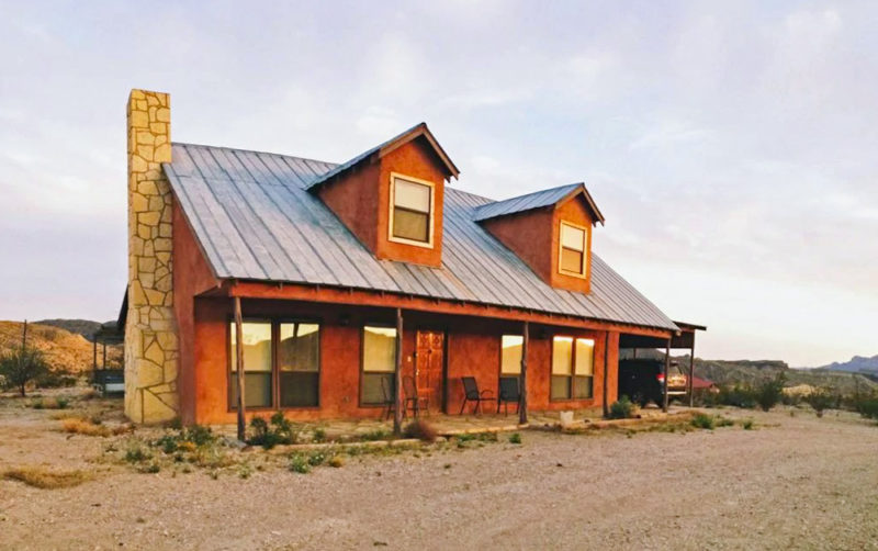 Big Bend Airbnbs and Vacation Homes: Upscale Spacious House
