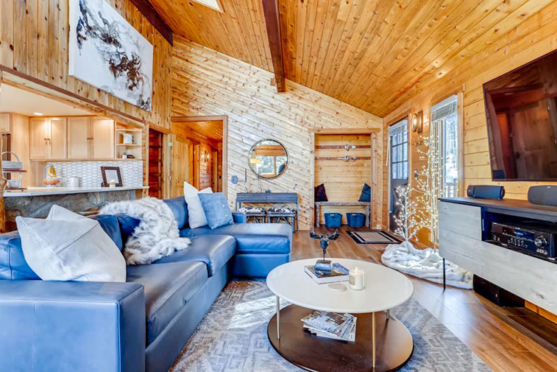 Breckenridge Airbnbs and Vacation Homes: Remodeled Cabin
